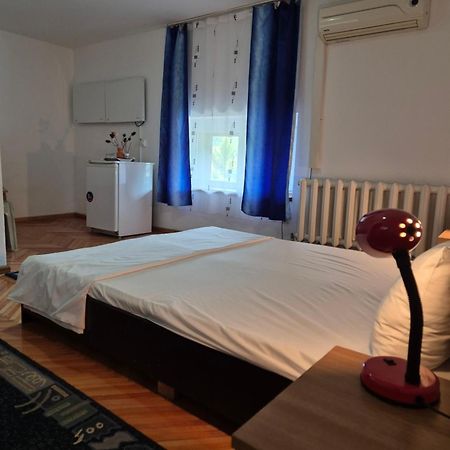 Vila Crinilor Călimăneşti 외부 사진
